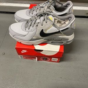 COPY - Nike Air max excee for men size 7 brand new with the box